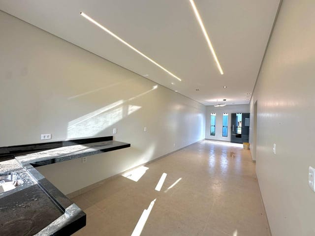 Casa com 250m² 2 quartos e 2 banheiros, à venda, no bairro Jardim américa II em Nova Mutum