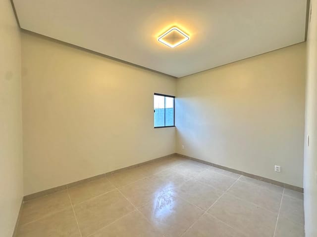 Casa com 250m² 2 quartos e 2 banheiros, à venda, no bairro Jardim américa II em Nova Mutum