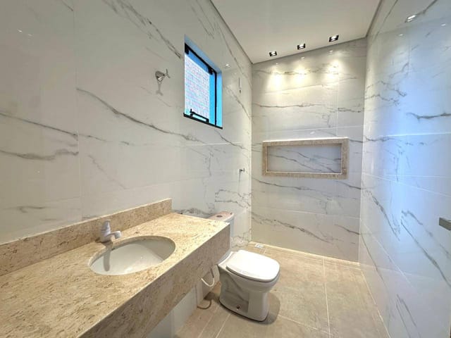 Casa com 250m² 2 quartos e 2 banheiros, à venda, no bairro Jardim américa II em Nova Mutum