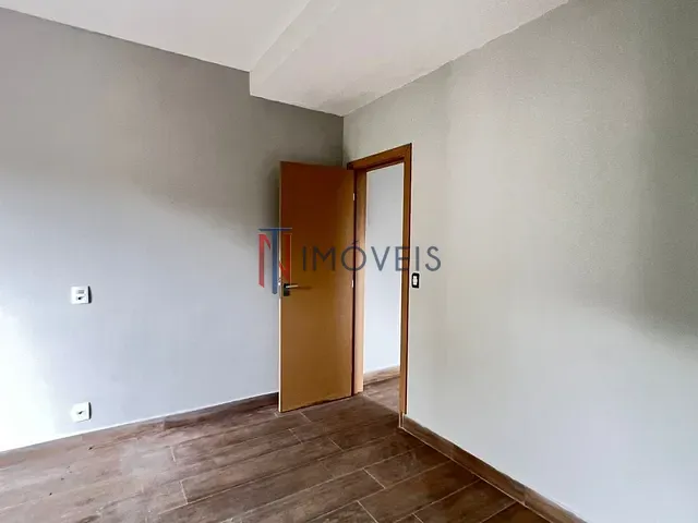 Casa 3 quartos e 4 banheiros, à venda ou para alugar, no bairro Jardim Maristela em Atibaia