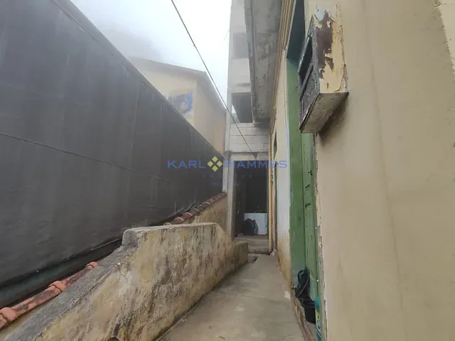 Casa 2 quartos e 1 banheiro, à venda, no bairro Centro em Petrópolis