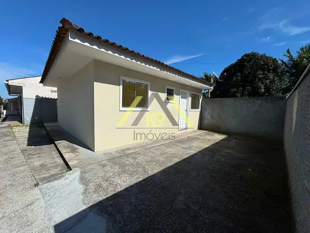 Casa com 171m² 3 quartos e 1 banheiro, à venda, no bairro Roça Grande em Colombo