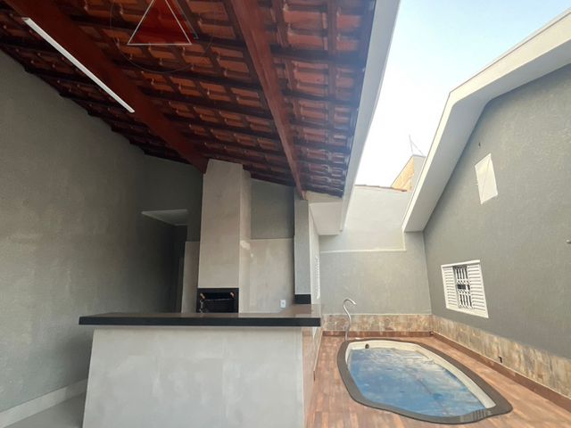 Casa com 270m² 3 quartos e 2 banheiros, à venda, no bairro Jardim Barão em Franca
