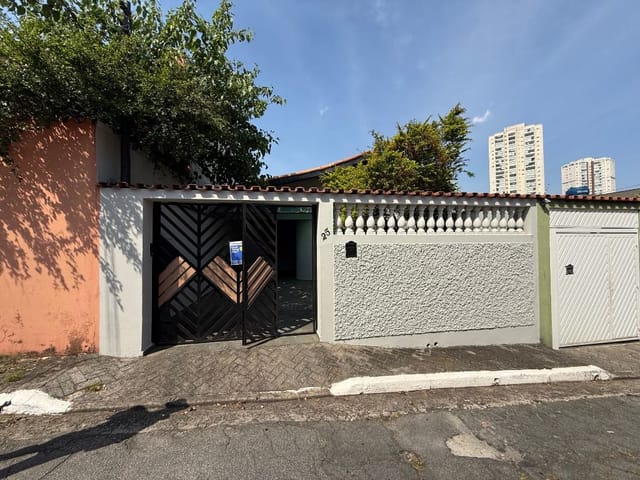 Casa com 8m² 3 quartos e 2 banheiros, à venda, no bairro Alto da Mooca em São Paulo