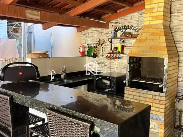 Casa com 300m² 2 quartos e 2 banheiros, à venda, no bairro Jardim Paulista em Paraíso do Tocantins