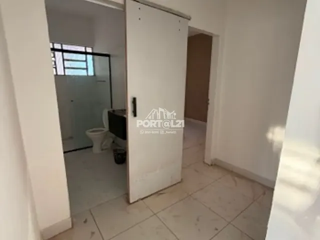 Casa 3 quartos e 1 banheiro, para alugar, no bairro Gercino Coelho em Petrolina