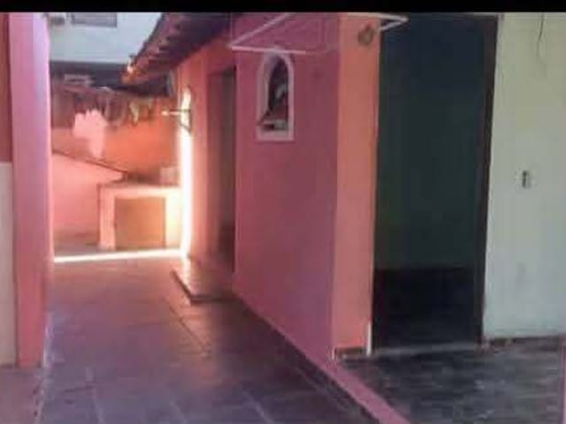 Casa com 286m² 4 quartos e 5 banheiros, à venda, no bairro Operário em Rio das Ostras