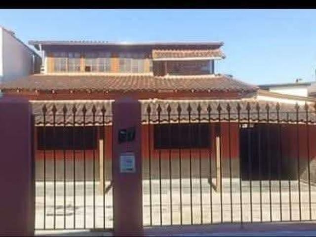 Casa com 286m² 4 quartos e 5 banheiros, à venda, no bairro Operário em Rio das Ostras