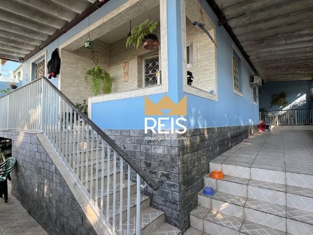 Casa com 180m² 2 quartos e 2 banheiros, à venda ou para alugar, no bairro Campo Grande em Rio de Janeiro