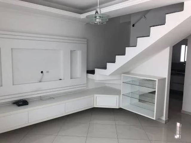 Foto do Casa - Casa com 2 dormitórios à venda, 66 m² por R$ 254.500,00 - Jardim Califórnia - Jacareí/SP | RUSSI IMÓVEIS