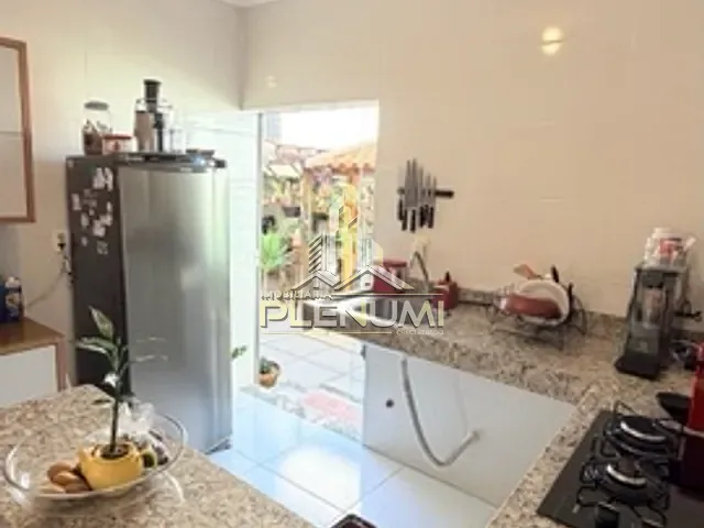 Casa 3 quartos e 3 banheiros, à venda, no bairro Zona Central em Rio Claro