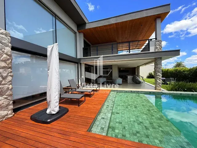Casa com 800m² 5 quartos e 8 banheiros, à venda, no bairro Alphaville Residencial Um em Barueri