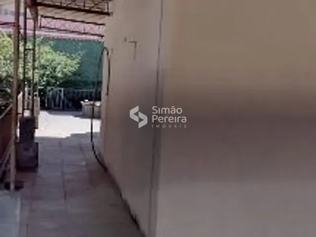 Casa com 400m² 3 quartos e 1 banheiro, à venda, no bairro Centro em Três Rios