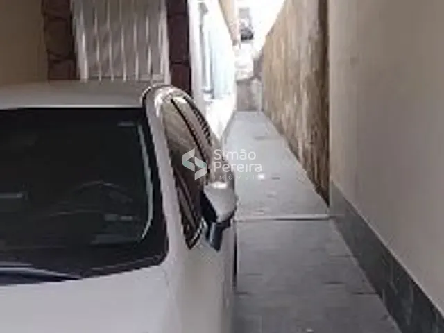 Casa com 400m² 3 quartos e 1 banheiro, à venda, no bairro Centro em Três Rios