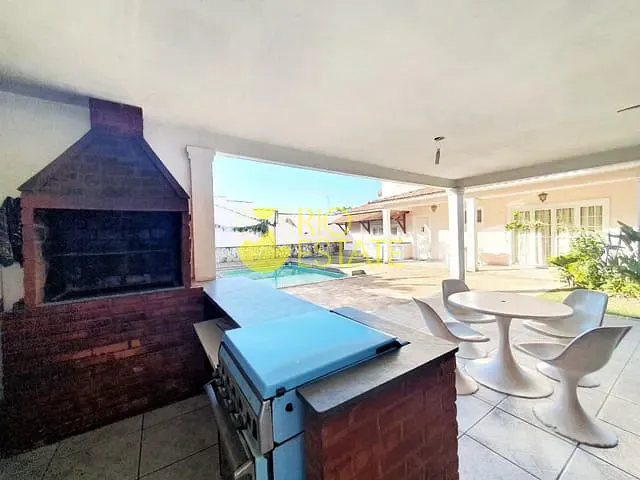Casa com 780m² 5 quartos e 5 banheiros, à venda, no bairro Bela Vista em Volta Redonda
