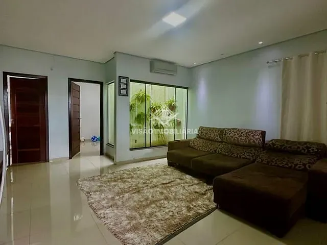 Casa com 390m², à venda, no bairro Residencial Aquarela Brasil em Sinop
