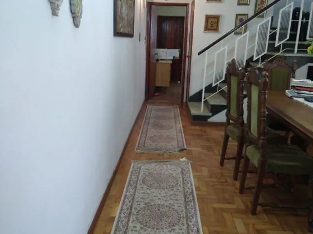 Casa com 150m² 3 quartos e 4 banheiros, para alugar, no bairro Vila Gilda em Santo André