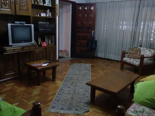 Casa com 150m² 3 quartos e 4 banheiros, para alugar, no bairro Vila Gilda em Santo André