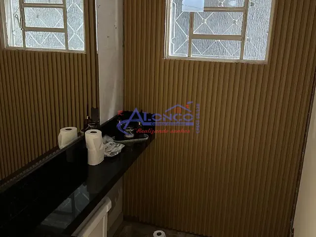 Casa com 150m² 3 quartos e 2 banheiros, à venda, no bairro Jardim Pararangaba em São José dos Campos