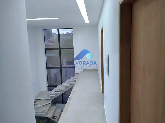 Casa com 250m² 3 quartos e 2 banheiros, à venda, no bairro Villa Branca em Jacareí