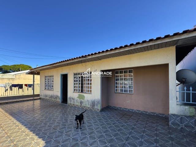 Casa 3 quartos e 3 banheiros, à venda, no bairro Vila Brasil em Apucarana