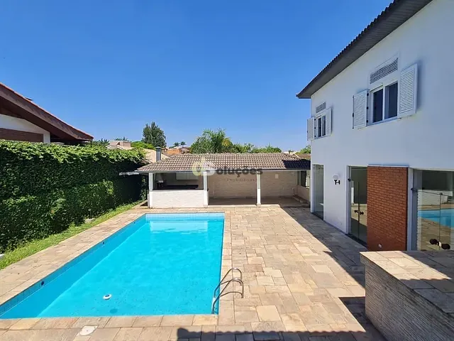 Casa com 850m² 4 quartos e 8 banheiros, à venda ou para alugar, no bairro Alphaville em Santana de Parnaíba