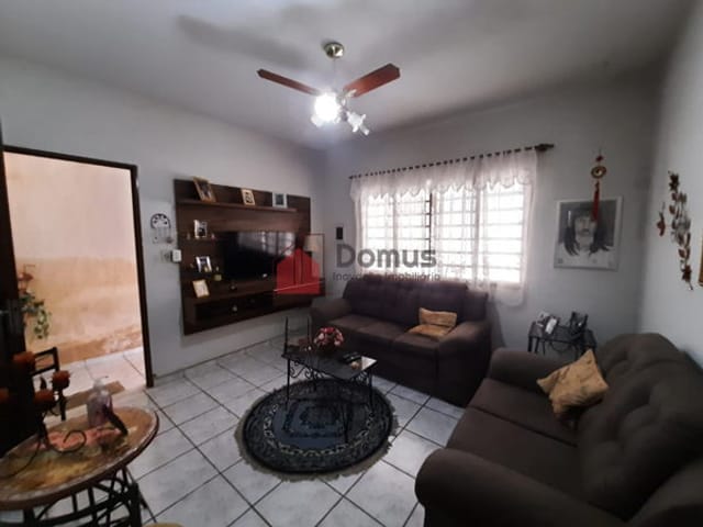 Casa com 125m², à venda, no bairro Loteamento Residencial Andrade em Pindamonhangaba