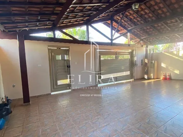 Casa com 330m² 3 quartos e 2 banheiros, à venda, no bairro Jardim São Pedro em Americana