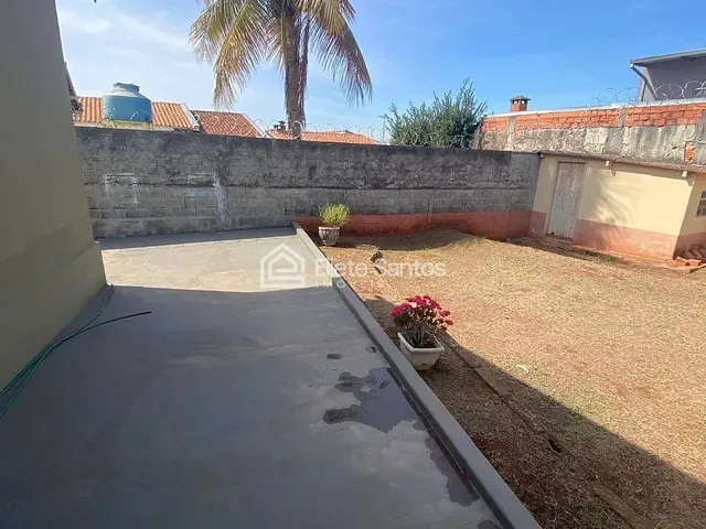 Casa com 330m² 3 quartos e 2 banheiros, à venda, no bairro Jardim São Pedro em Americana