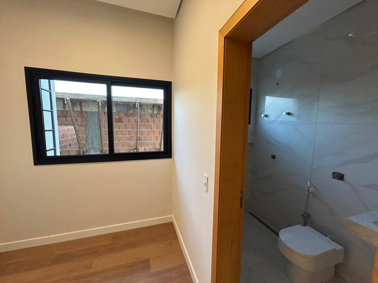 Casa à venda com 4 quartos, 220m² - Foto 26