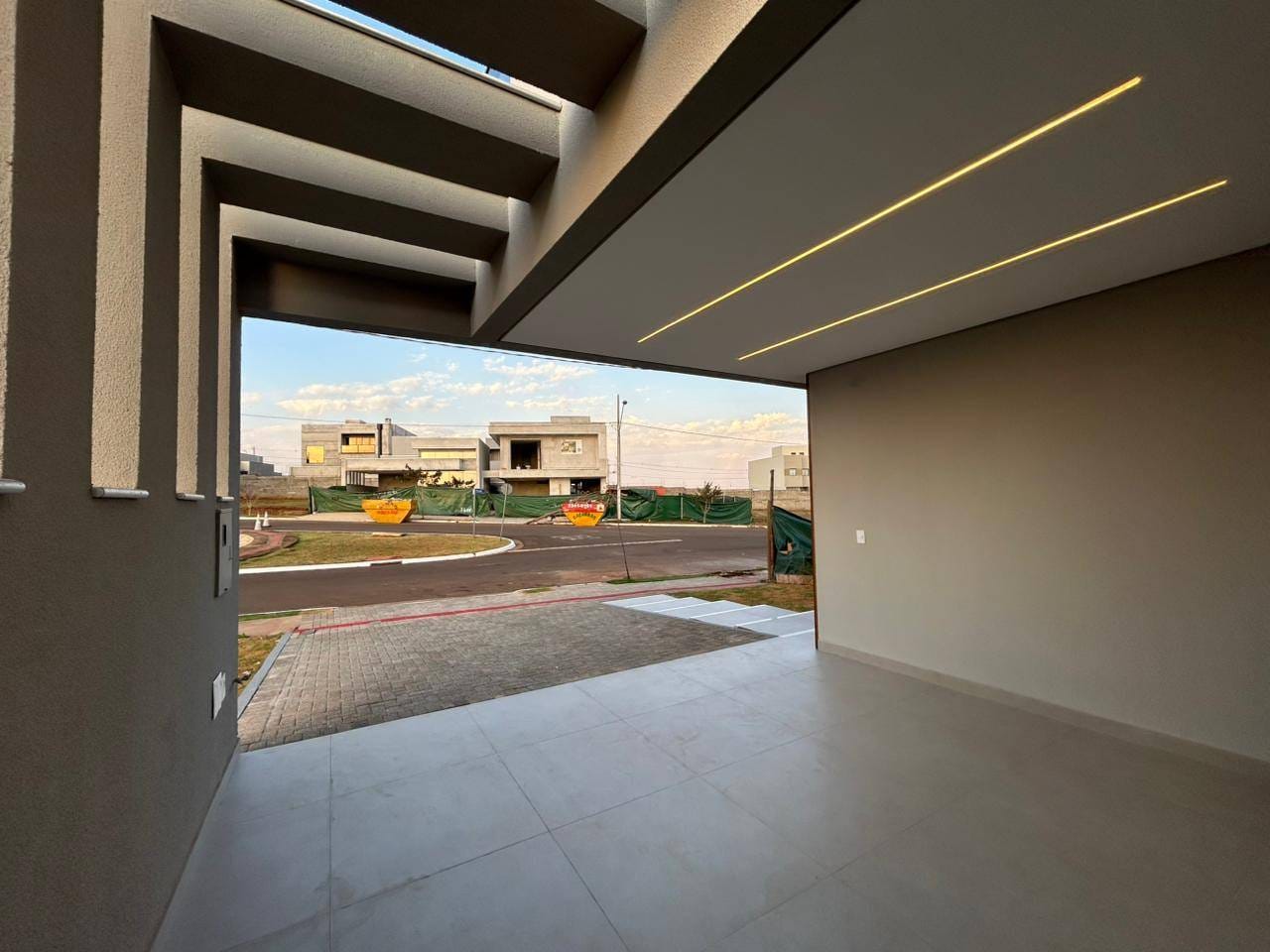 Casa à venda com 4 quartos, 220m² - Foto 6