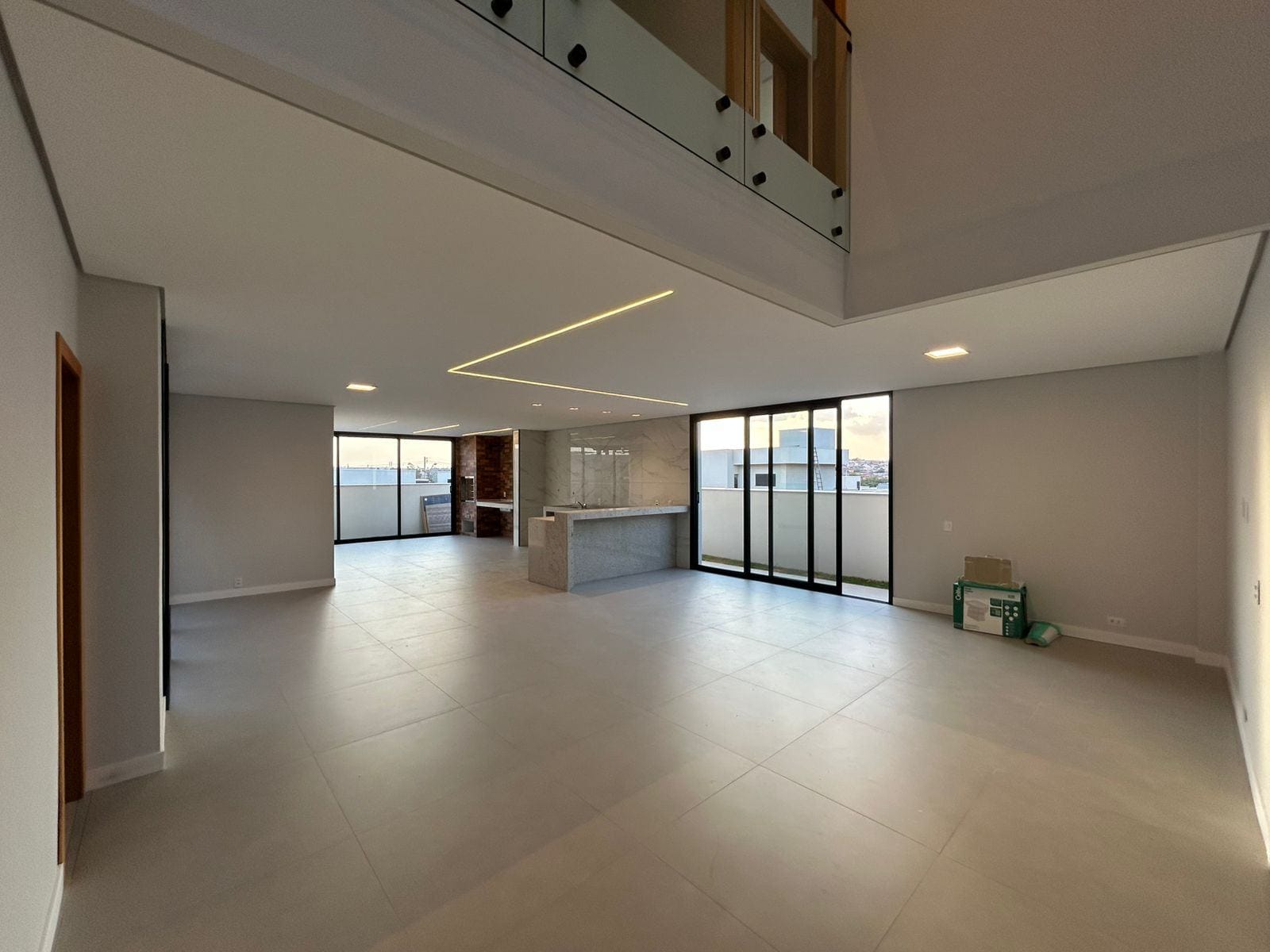 Casa à venda com 4 quartos, 220m² - Foto 23