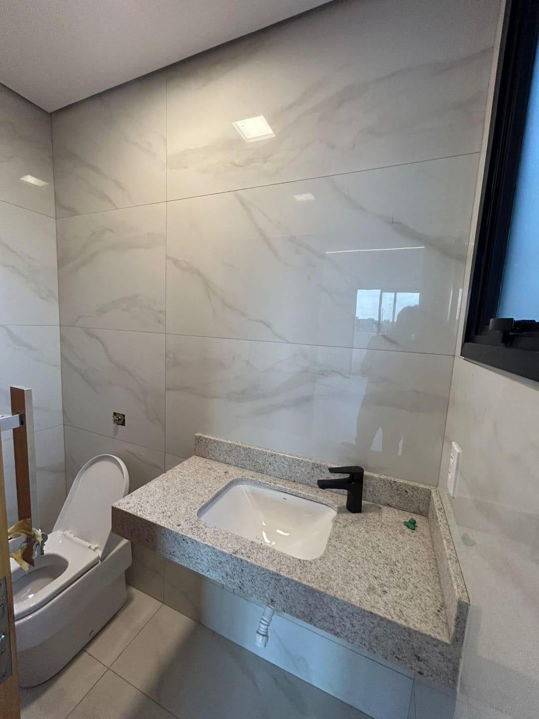 Casa à venda com 4 quartos, 220m² - Foto 13