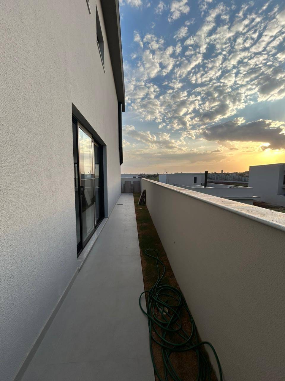 Casa à venda com 4 quartos, 220m² - Foto 32