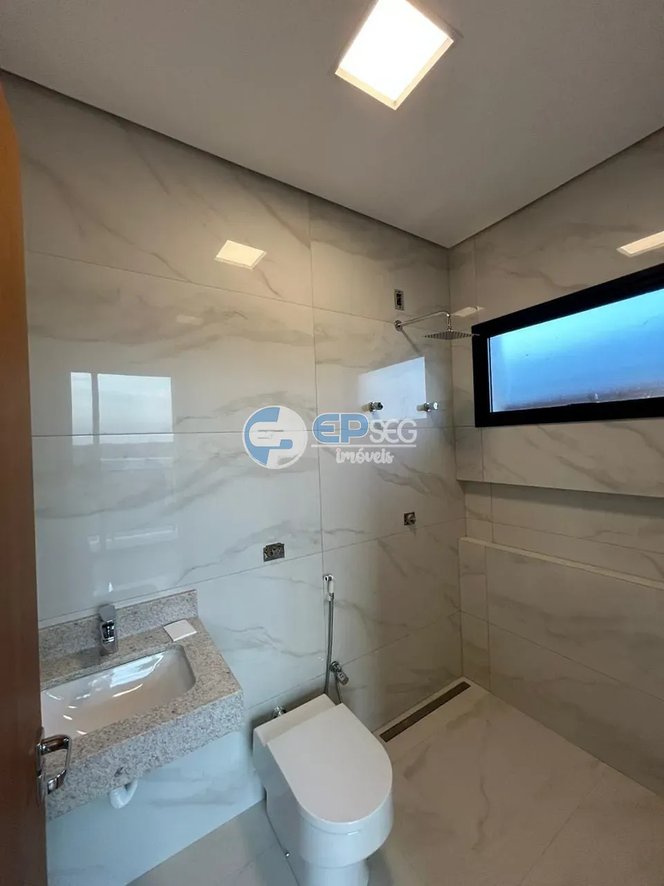 Casa, 4 quartos, 220 m² - Foto 16