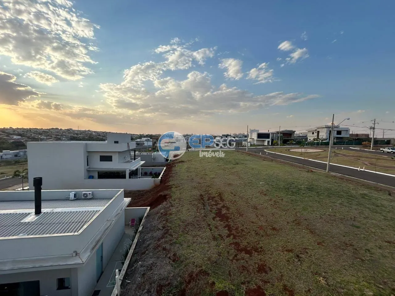 Casa, 4 quartos, 220 m² - Foto 36