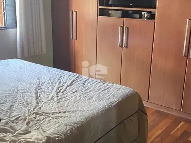 Casa com 479m² 3 quartos e 2 banheiros, à venda, no bairro Jardim Santa Monica em Rolândia