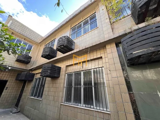 Casa com 220m², para alugar, no bairro Reduto em Belém