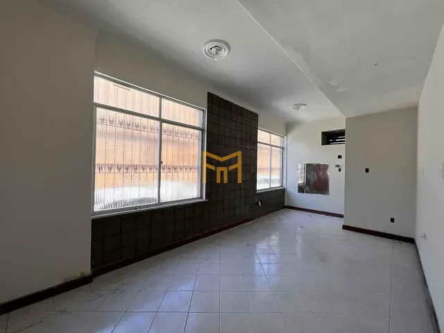 Casa com 220m², para alugar, no bairro Reduto em Belém