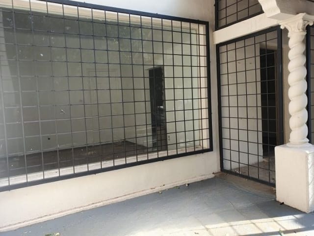 Casa com 336m² 2 quartos e 2 banheiros, à venda, no bairro Centro em Araçatuba