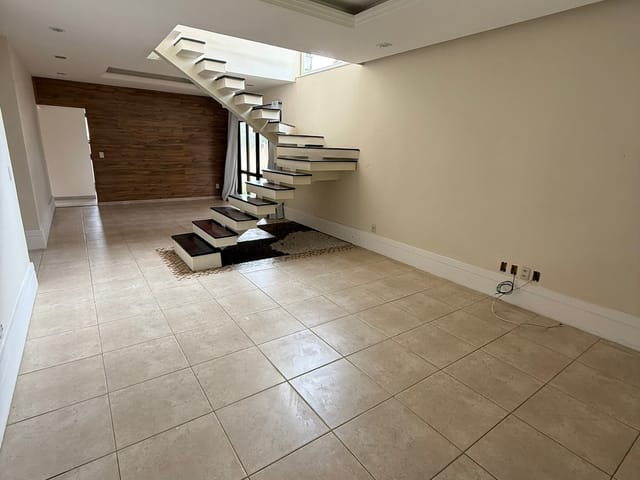 Casa 4 quartos e 3 banheiros, à venda, no bairro São José do Imbassaí em Maricá