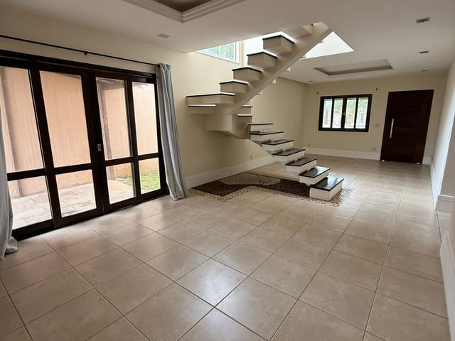 Casa 4 quartos e 3 banheiros, à venda, no bairro São José do Imbassaí em Maricá