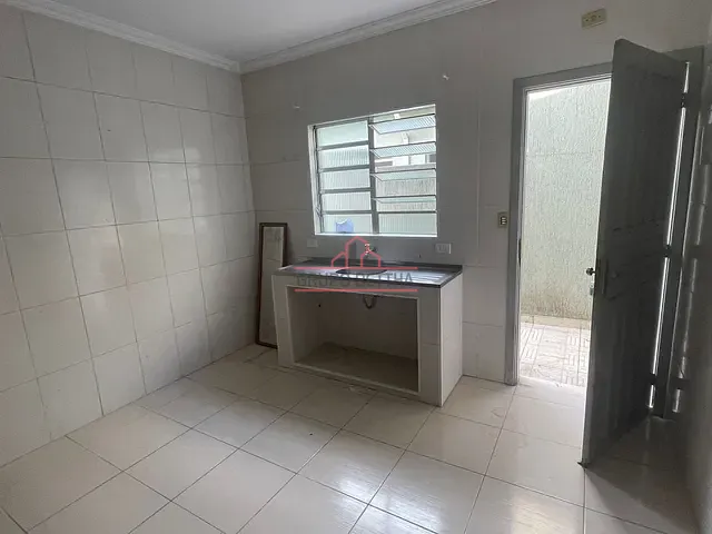 Casa 1 quarto e 1 banheiro, para alugar, no bairro Jardim Iracema/Aldeia em Barueri