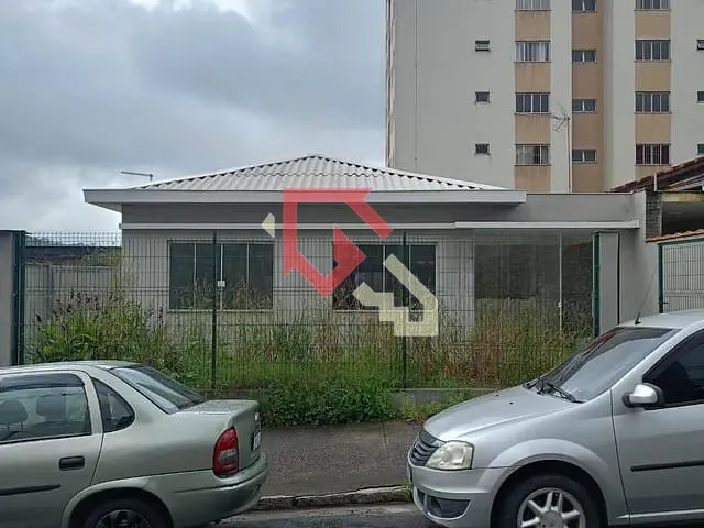 Casa para alugar, no bairro Centro Alto em Ribeirão Pires