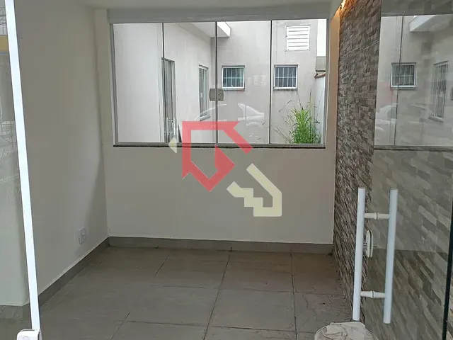 Casa para alugar, no bairro Centro Alto em Ribeirão Pires