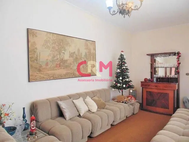 Casa com 480m² 3 quartos e 2 banheiros, à venda, no bairro Centro em Taquaritinga