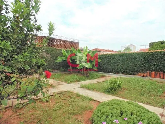 Casa com 480m² 3 quartos e 2 banheiros, à venda, no bairro Centro em Taquaritinga