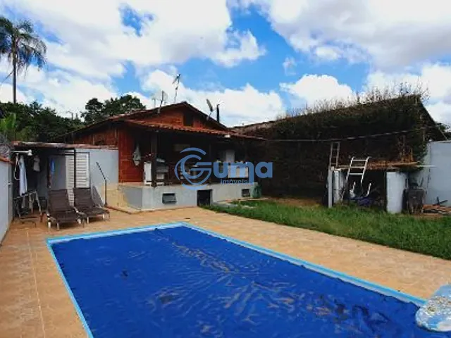 Casa com 575m² 3 quartos e 2 banheiros, à venda, no bairro Jardim Paturi em Bragança Paulista