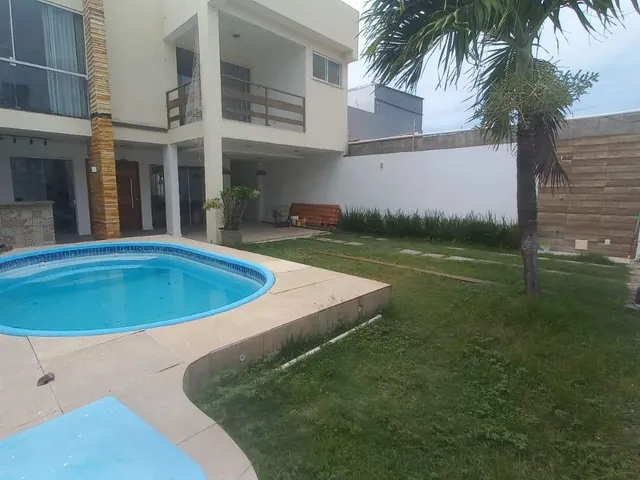 Casa 4 quartos e 5 banheiros, à venda ou para alugar, no bairro Atalaia em Aracaju