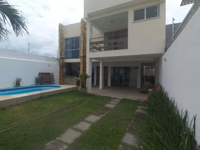 Casa 4 quartos e 5 banheiros, à venda ou para alugar, no bairro Atalaia em Aracaju